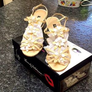 Beautiful strappy heels with flowers